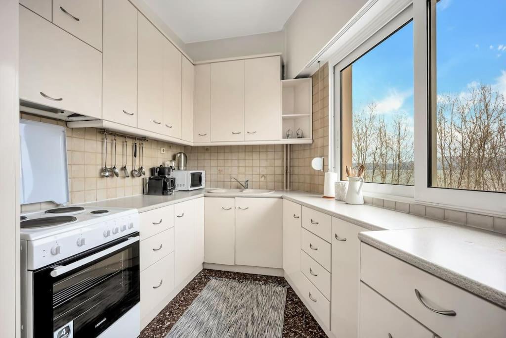 Bright Central Apartment With Splendid Sea View! Chalkida Exterior photo